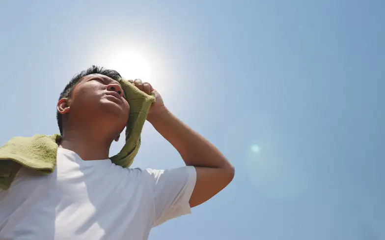 Heatstroke vs. Heat Exhaustion: Critical Signs and Lifesaving Steps
